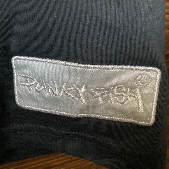 Punky Fish Tank Top - Picture 4 of 10